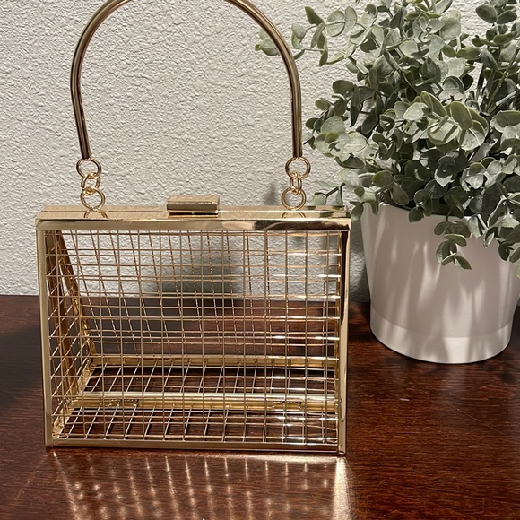 Handbags - Gold Metal Cage Purse